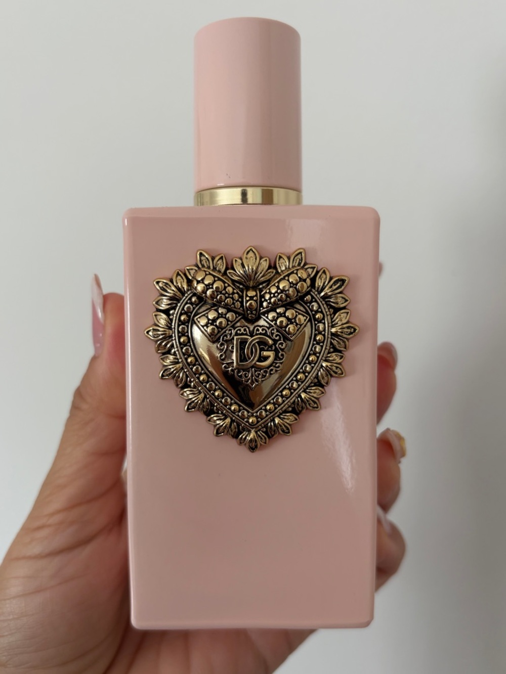 Dolce & Gabbana Pink Bottle with Gold Heart Emblem Body Mist 100ml NEW
